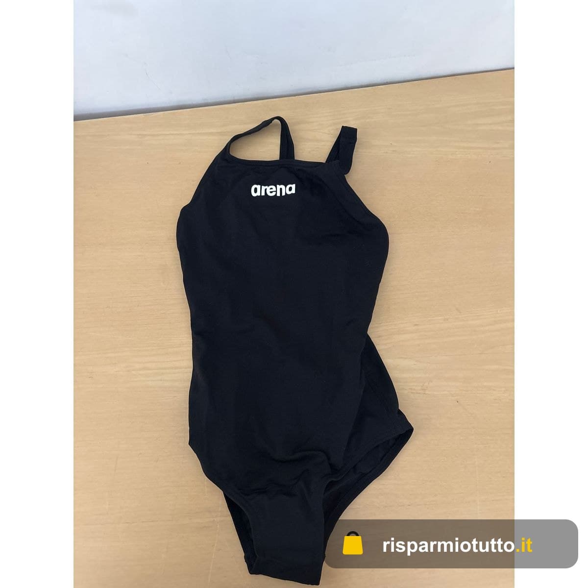 ARENA Solid Swim PRO Team Costume Intero Donna, Costume da Bagno ad Asciugatura Rapida, Costume da Bagno Sportivo in Tessuto MaxLife Eco con Massima Resistenza al Cloro e Protezione UV UPF 50+