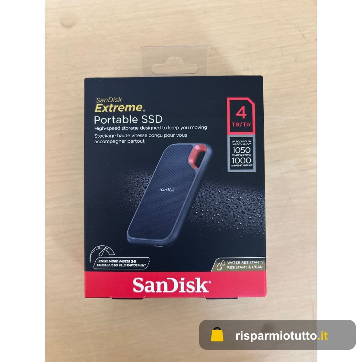 SanDisk 4TB Extreme SSD portatile, Unità a stato solido NVMe esterna, fino a 1050 MB/s, USB-C, USB 3.2 Gen 2x2, Indice di protezione IP65 per la resistenza ad acqua e polvere, Nero