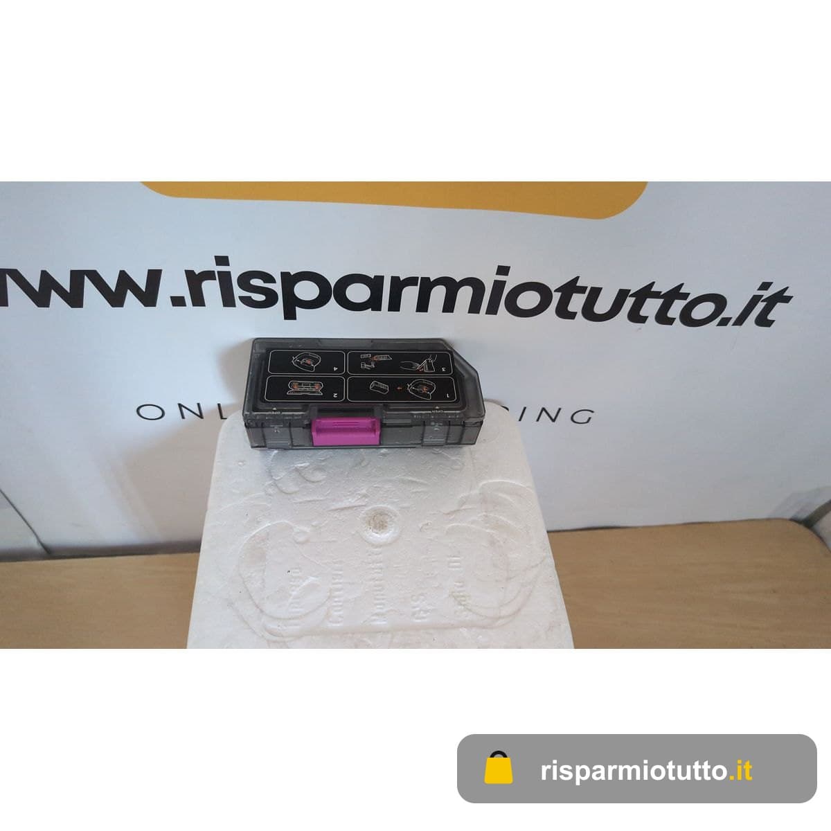 Contenitore raccogli polvere usato per robot Eureka J15 ultra .