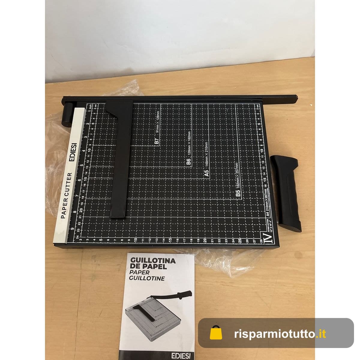 Ediesi, Taglierina per Carta, A4, Professionale, Manuale, Massima Precisione, Cutter, 3 Colori disponibili (Nero)