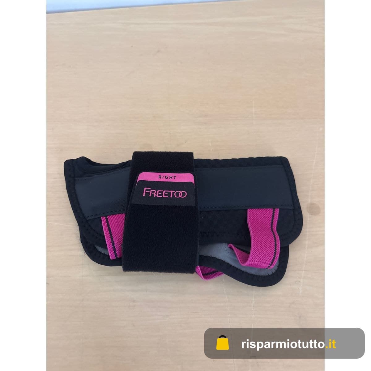 FREETOO Tutore Polso Destro Leggero per Tunnel Carpale, Polsiera Ortopedica Traspirante per Tendinite polso Adatto per Donna Uomo, Tutore Mano Regolabile per Distorsione, Trauma (Nero/Rosa, S/M)
