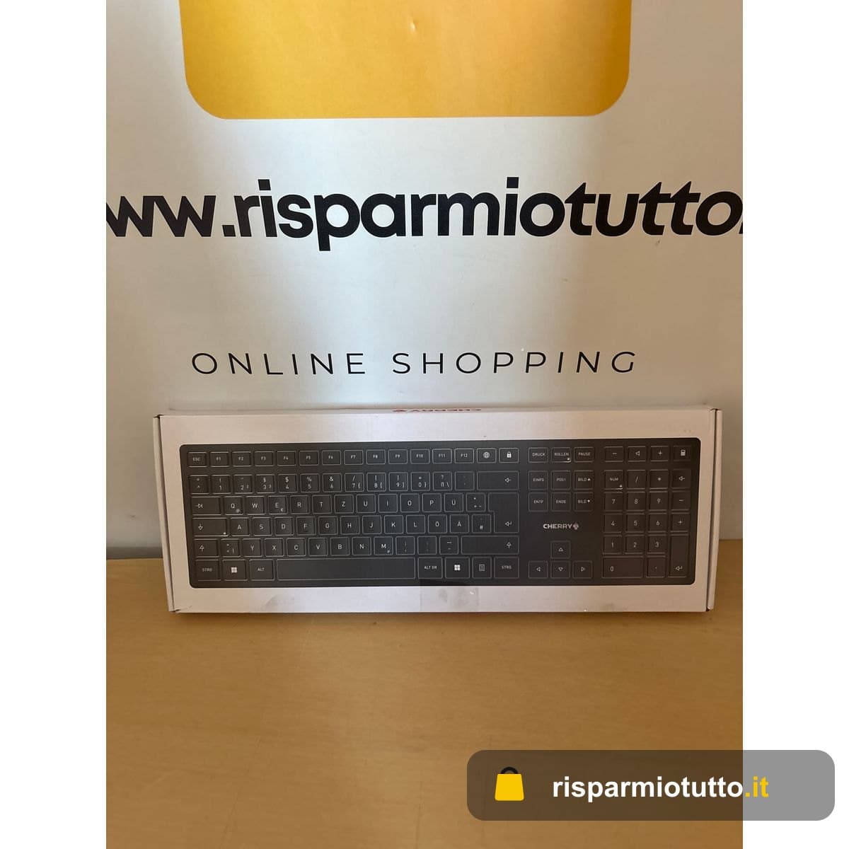 CHERRY KW 9100 SLIM, Tastiera di design Senza Fili, per la Germania QWERTZ, A scelta Connessione Bluetooth o Wireless 2,4 GHz, Tasti Piatti, Ricaricabile, Nero-Grigio, Windows