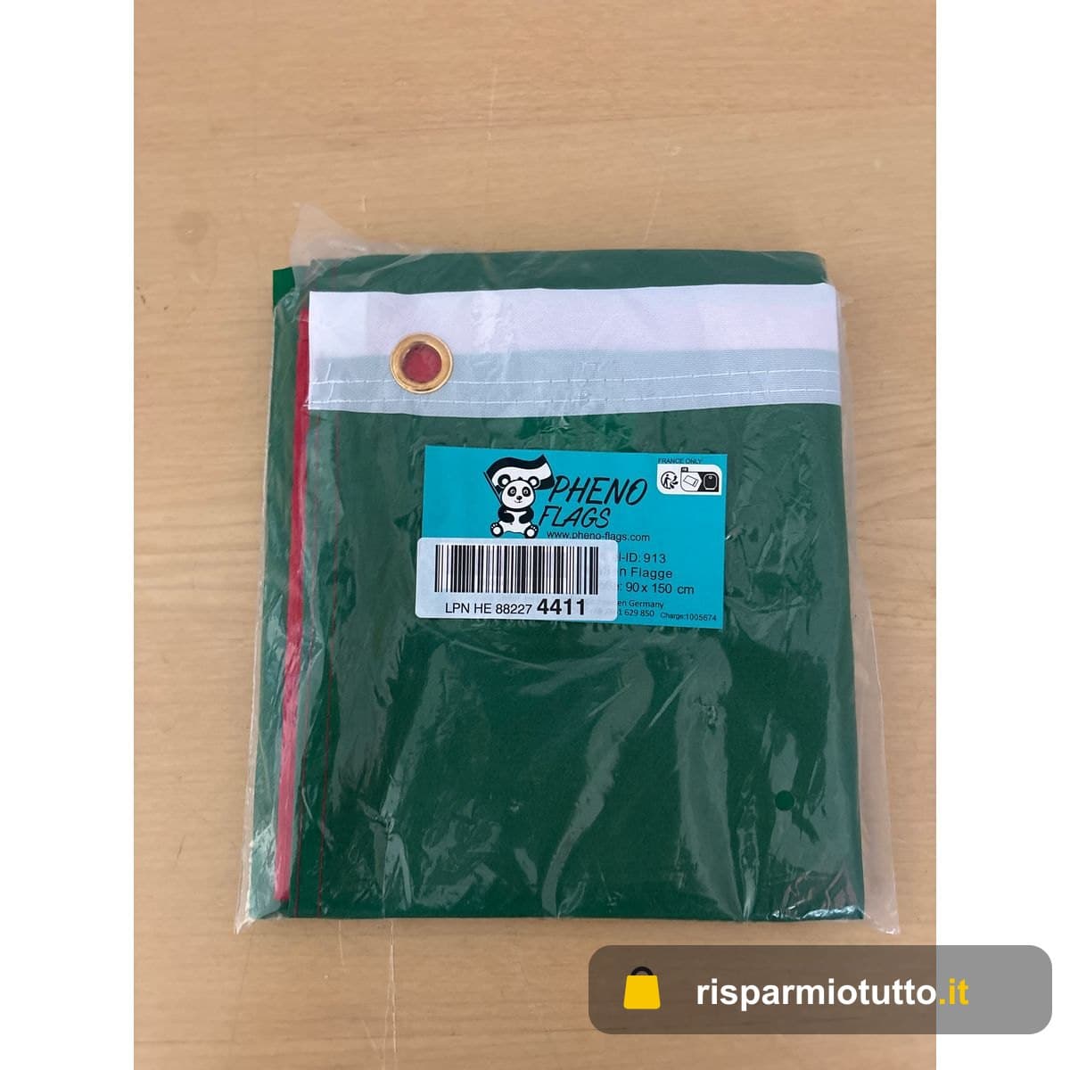 Aricona Bandiera Italia 90x150cm – italiana – grande - resistente alle intemperie - con occhielli in ottone - in tessuto 100% poliestere - cuciture doppie robuste e colori vivaci – ideale per barca