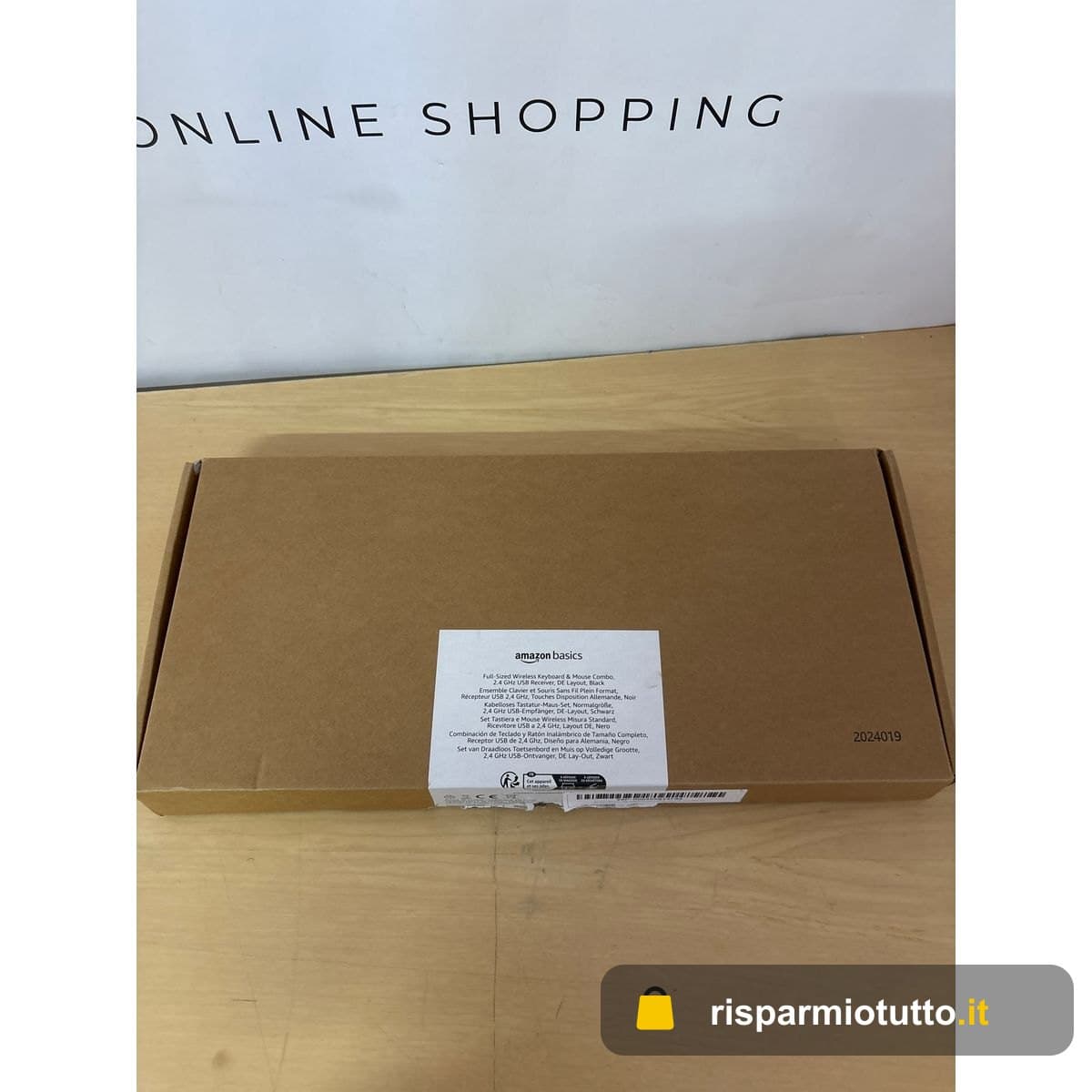 Amazon Basics – Set tastiera mouse full size senza fili, ricevitore USB da 2,4 GHz, layout DE, nero