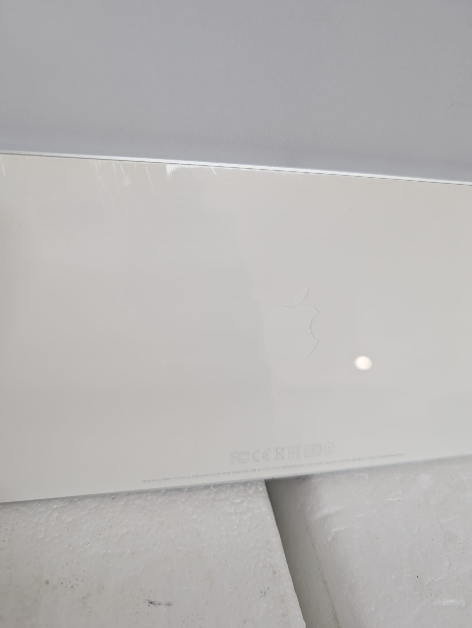 Apple Magic Keyboard con tastierino numerico: Bluetooth, ricaricabile. Compatibile con Mac, iPad o iPhone; Inglese (GB), argento
