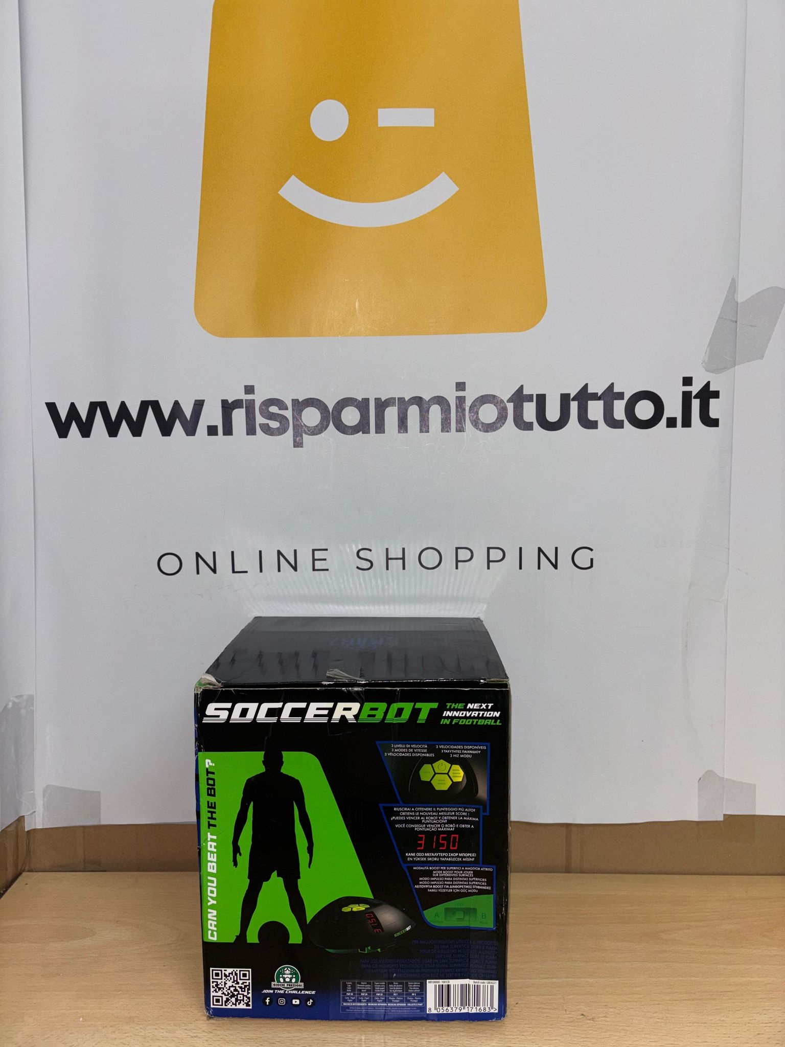 Giochi Preziosi SoccerBot - Pallone da Calcio Smart e Bot Interattivo, 3 Velocità, Giochi in Casa, Pallone per Bambini e Ragazzi, Allenamento Calcio, Gioco per Bambini dai 4 Anni