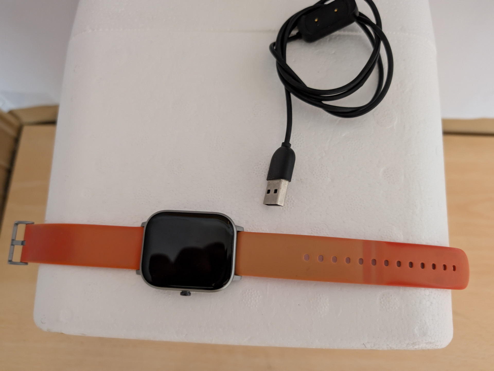 Amazfit GTS Smartwatch Orologio Intelligente Fitness.  Impermeabile max 5 ATM. Durata Batteria Fino a 14 Giorni con GPS, 12 Modalità di Allenamento, Contapassi, e monitoraggio del Sonno.