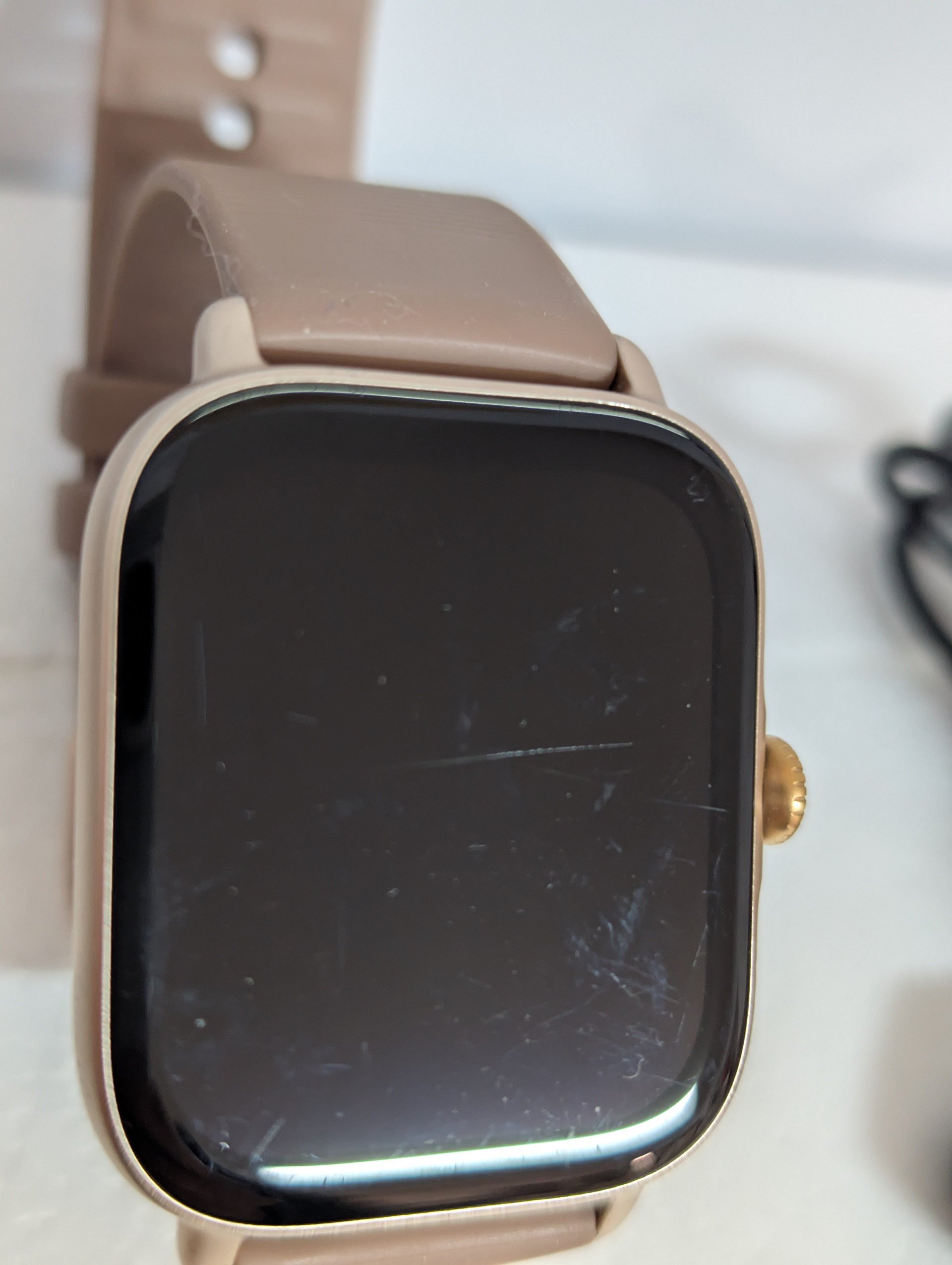 Amazfit Bip 5, 46 mm, Smartwatch, Schermo grande, chiamate Bluetooth, Alexa, GPS, durata della batteria di 10 giorni, fitness tracker con frequenza cardiaca, monitoraggio dell'ossigeno nel sangue