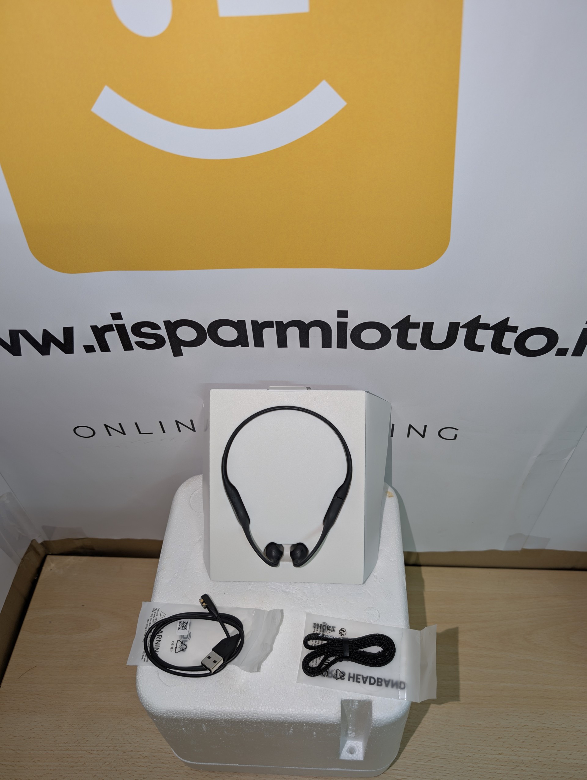 SHOKZ Auricolari OpenRun a conduzione ossea, auricolari sportivi Bluetooth open-ear con microfono, cuffie wireless impermeabili IP67, autonomia 8 ore, USB-C, Fascia auricolare sport, Blu